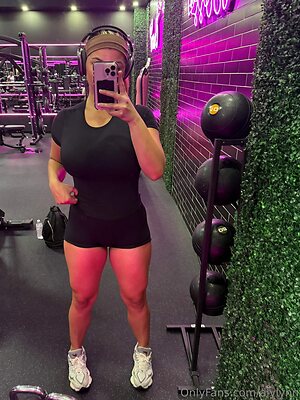Allegra Lynn leaked photo #37