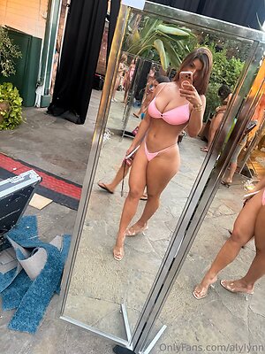 Allegra Lynn
