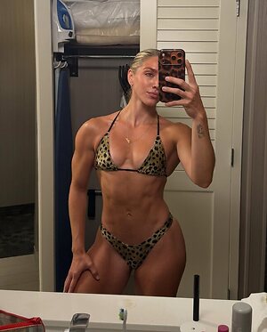 Alli Jo leaked photo #10