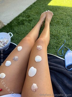 Allie Dunn Nude Leaked Photo #37