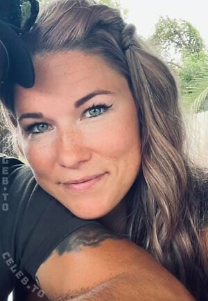 Allie Sin Nude Leaked Photo #12