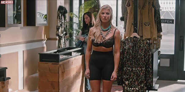 Allison Dunbar leaked photo #4