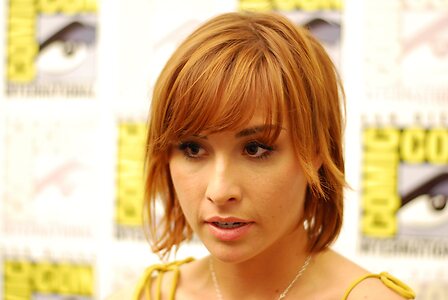 Allison Scagliotti