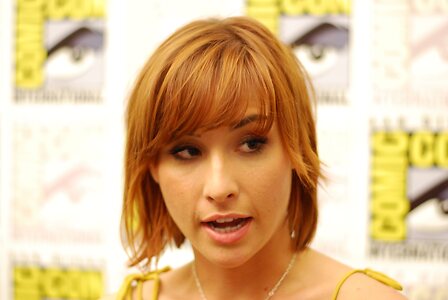 Allison Scagliotti leaked photo #15