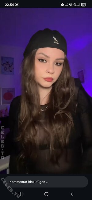 alltimeleah Nude Leaked Photo #12