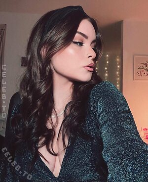 alltimeleah Nude Leaked Photo #23