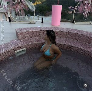 Almira Azemi photo