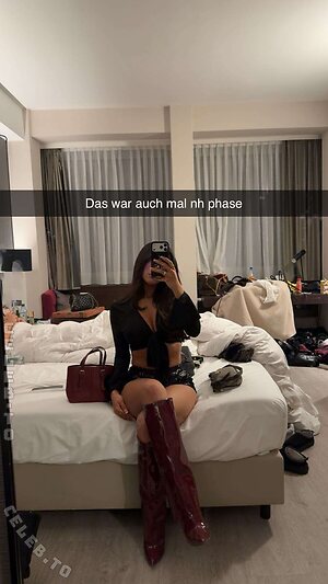 Almira Azemi photo