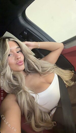 Almira Azemi leaked photo #459