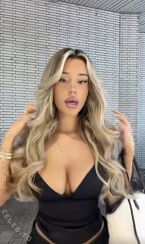 Almira Azemi leaked photo #468