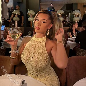 Almira Azemi leaked photos