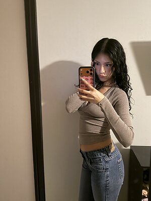 Alondra leaked photo #4