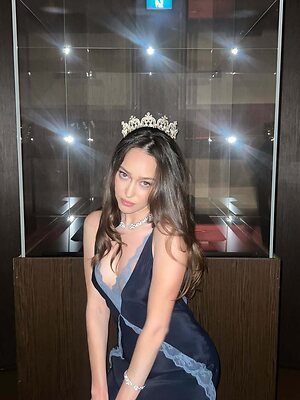 Alycia Debnam Carey leaked photo #71
