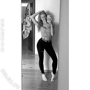 Alysha Huebner Nude Leaked Photo #2