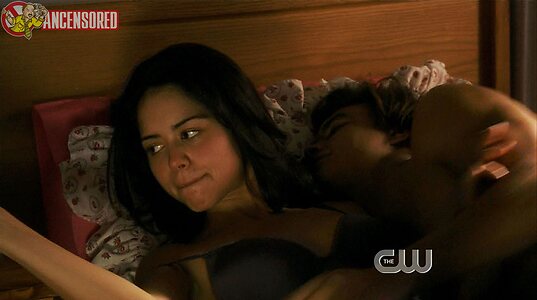 Alyssa Diaz leaked photo #34