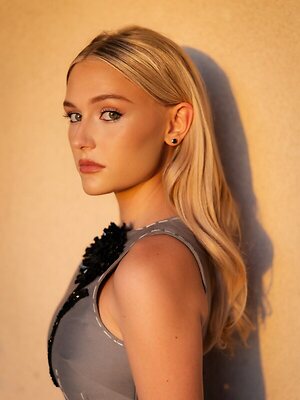 Set 4 — 5 photos