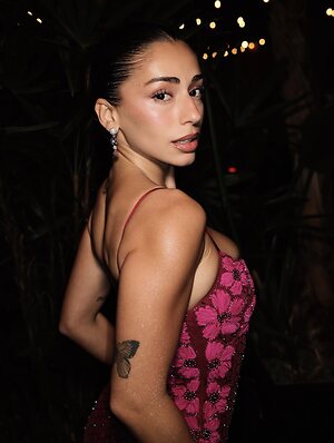 Amaliaa.t leaked photo #6