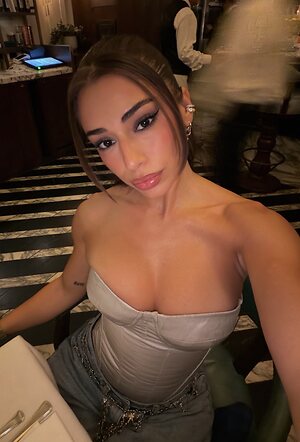 Amaliaa.t leaked photo #16