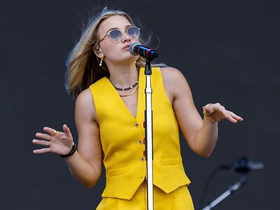 Amanda "A.J" Michalka leaked photo #7