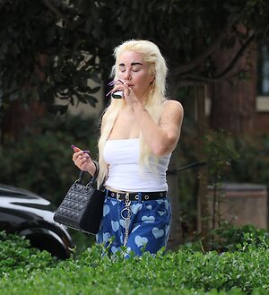 Amanda Bynes leaked photo #2