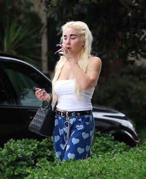 Amanda Bynes Nude Leaked Photo #4