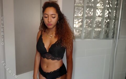 Amanda Ciss Nude Leaked Photo #5