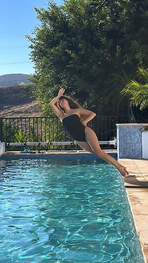 Amanda De Godoi leaked photo #8