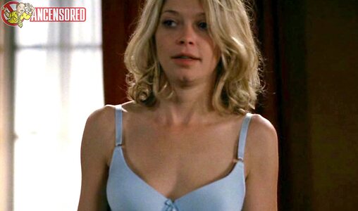 Amanda Detmer leaked photo #7