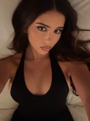 Amanda Diaz leaked photo #10