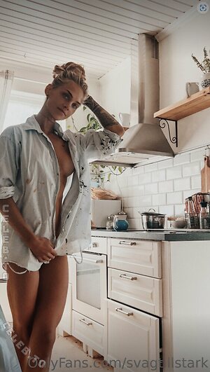 Amanda Essen Nude Leaked Photo #8