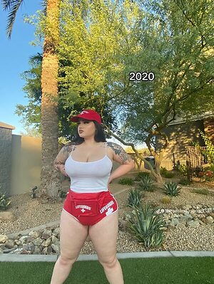 Amanda Flores