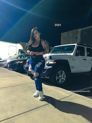 Amanda Flores leaked photo #3