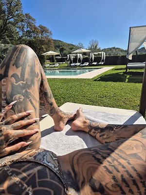 Amanda Hard Nude Leaked Photo #5