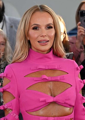 Amanda Holden leaked photo #18