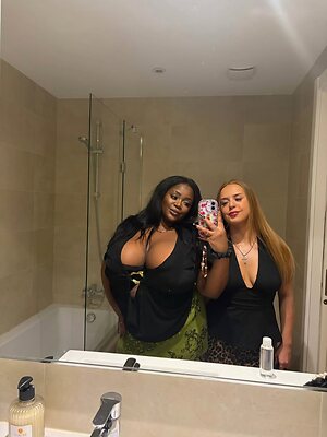 Amanda Nchoma leaked photo #6