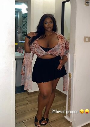 Amanda Nchoma leaked photo #11