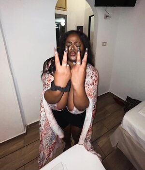 Amanda Nchoma leaked photo #13