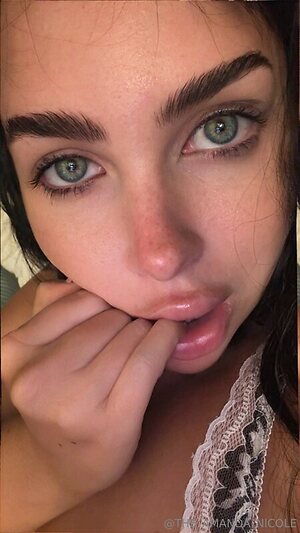 Amanda Nicole