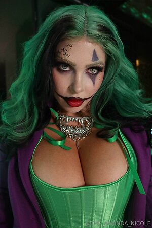 Amanda Nicole leaked photos