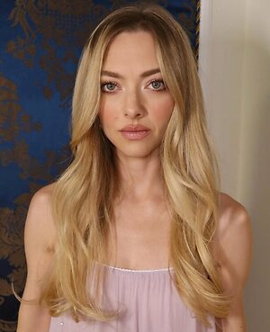 Amanda Seyfried leaked photo #21