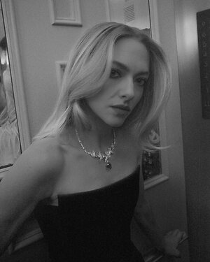 Amanda Seyfried leaked photo #57