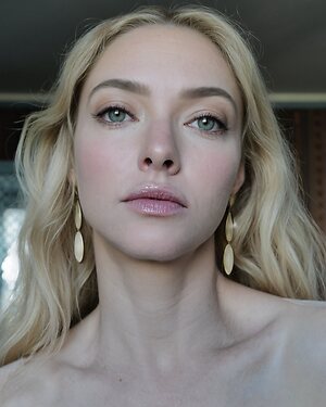 Amanda Seyfried leaked photo #231