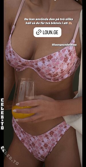 Amanda Strand Nude Leaked Photo #12