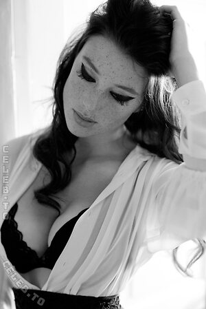 Amanda Tutschek Nude Leaked Photo #33