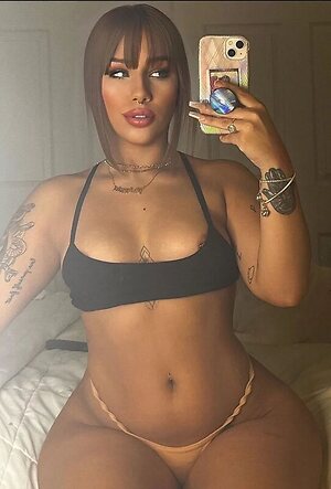 Amanda velando leaked photo #2