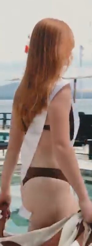 AMANDA WENZEL leaked photo #16