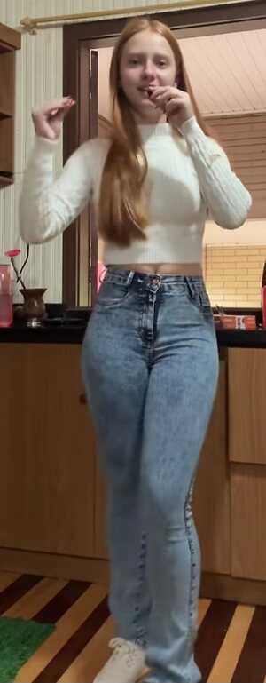 AMANDA WENZEL leaked photo #23
