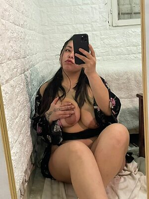 amandabigtitty leaked photo #16