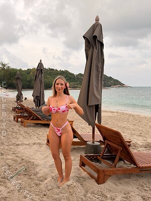 amanda.c.emilia Nude Leaked Photo #11