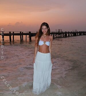 Amara Cordova Nude Leaked Photo #3